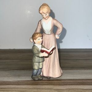VINTAGE 1996 GEI FIGURINE STATUE TEACHING GRANDMOTHER AND CHILD